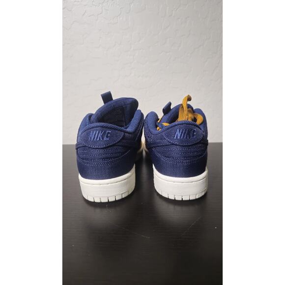 Nike Men's SB Dunk Low Dx6775-400 Size 7 - Picture 5 of 6